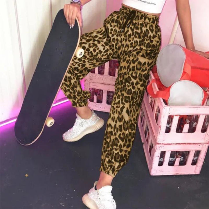 Leopard print leisure pants for women with elastic waist Lune London