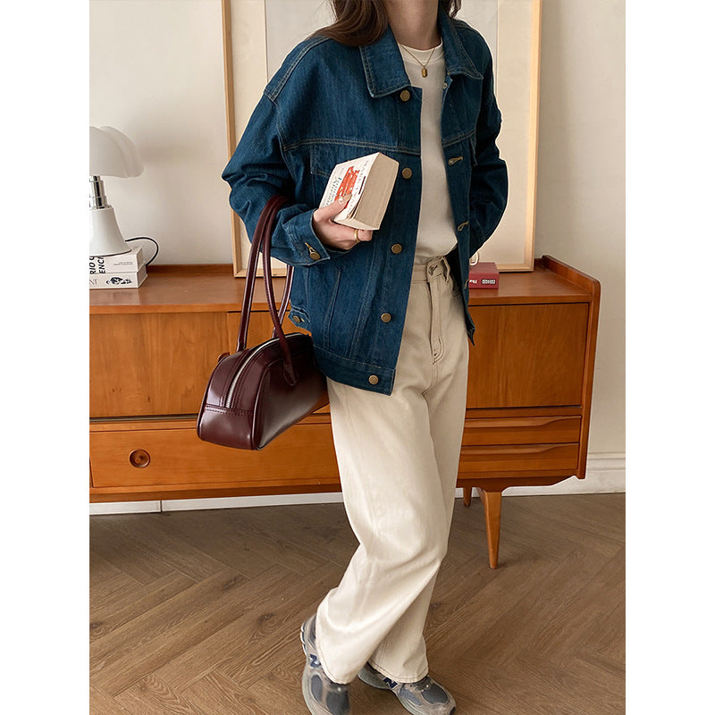 Women's casual denim jacket in oversized style Chic & Stil