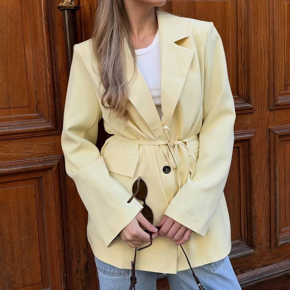 Veste blazer surdimensionnée à la mode pour femmes avec ceinture à la taille Chic & Stil