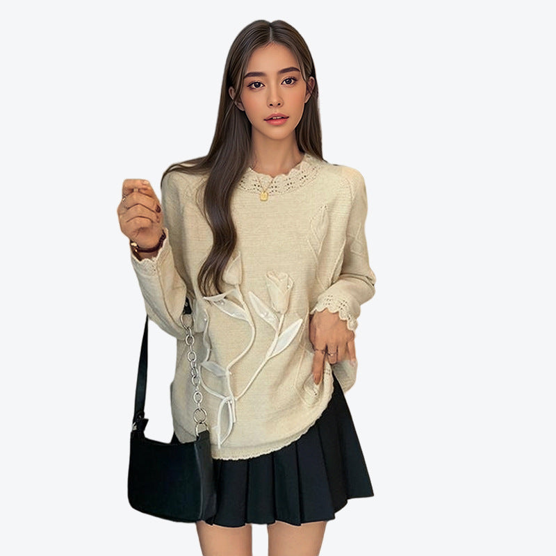 Ladies elegant knit sweater with floral appliqués Lune London