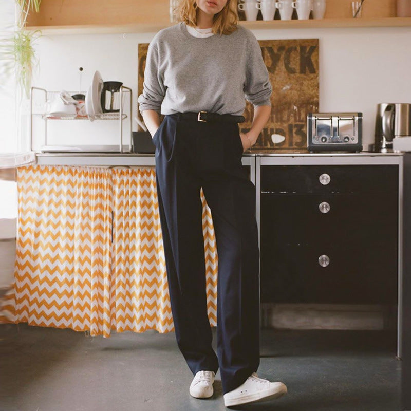 Elegant women's dress pants with a comfortable fit and high waist Lune London