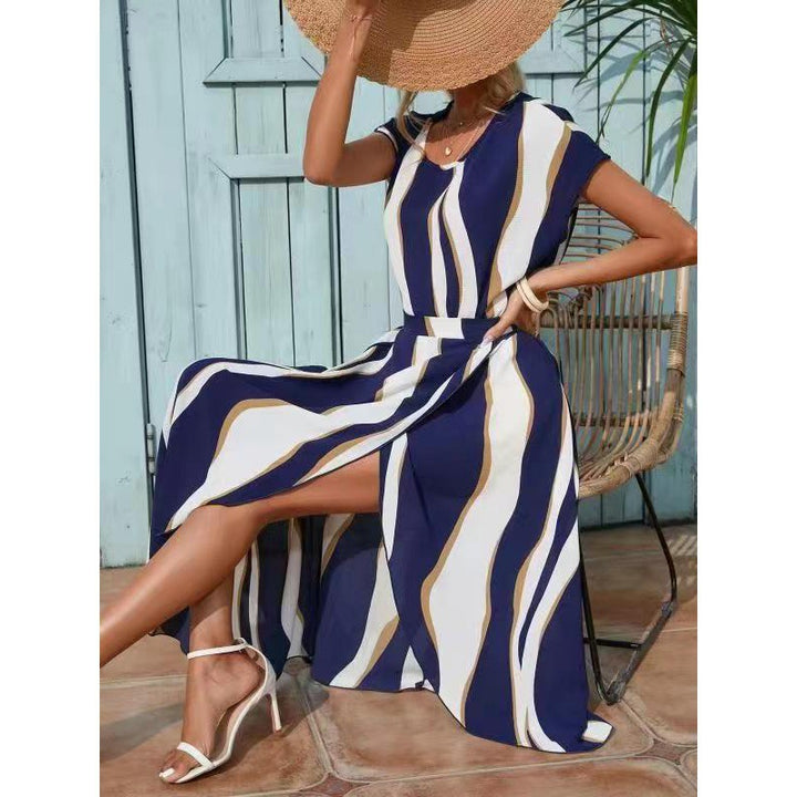 Women Elegant Maxi Dress with Side Slit and Chic Fluid Silhouette