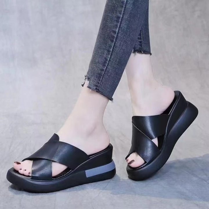 Wedge sandals for women with a trendy cross design and a non-slip sole Lune London