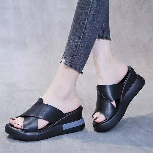 Wedge sandals for women with a trendy cross design and a non-slip sole Lune London