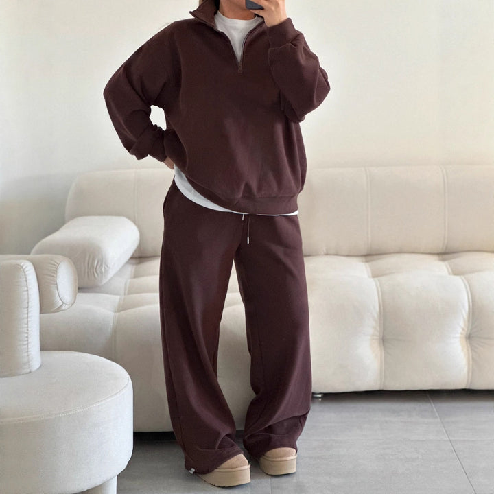 Ladies soft sweatshirt with high collar and relaxed fit Lune London