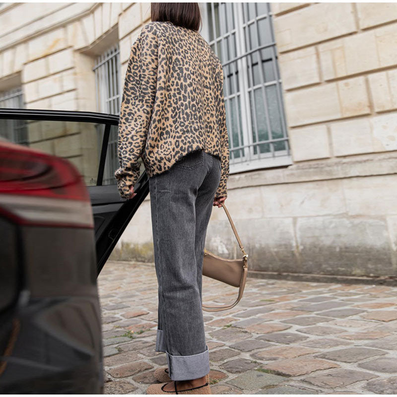 Trendy cardigan for women with animal print Lune London