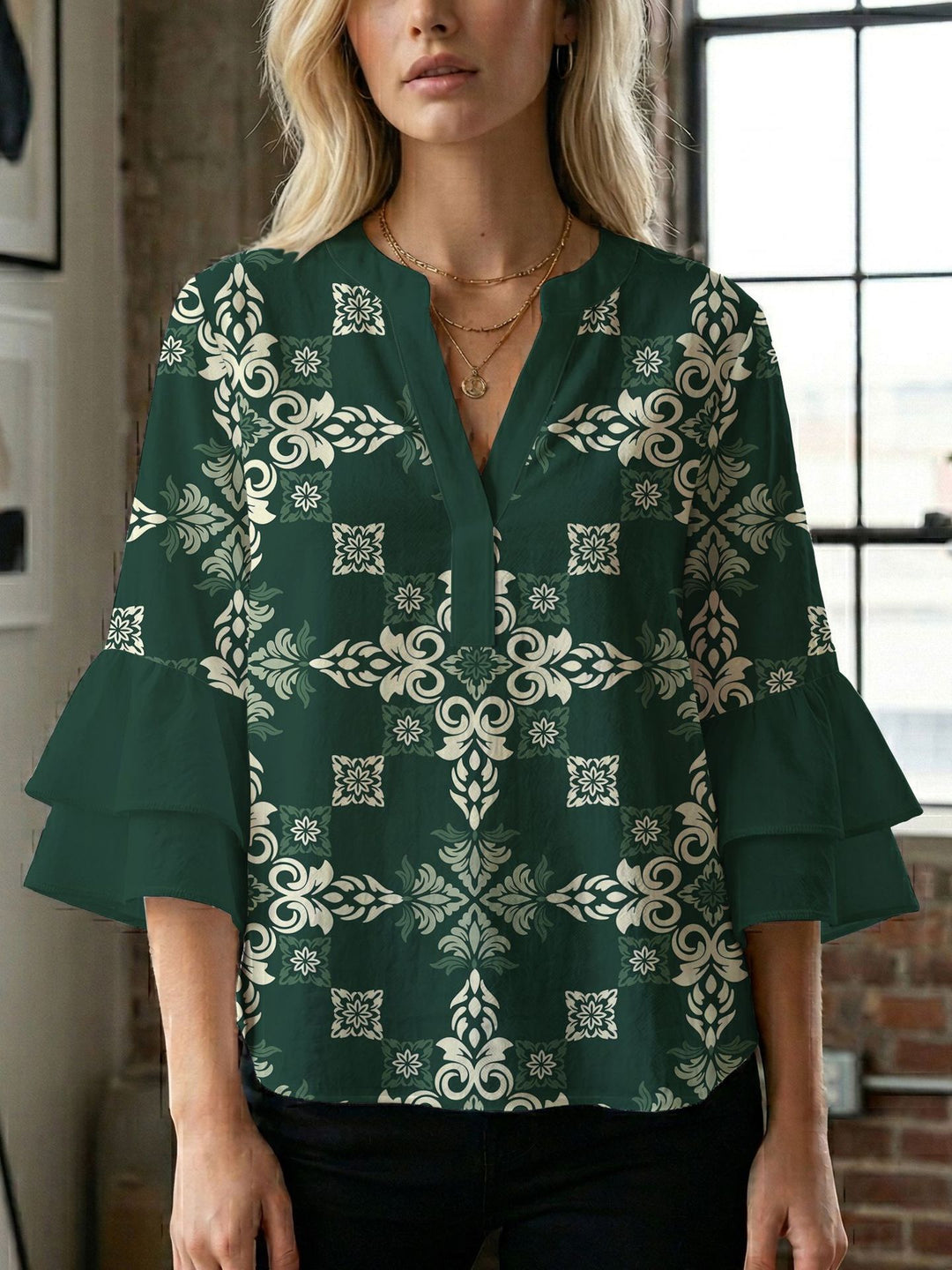 Ladies blouse with beautiful floral design Lune London