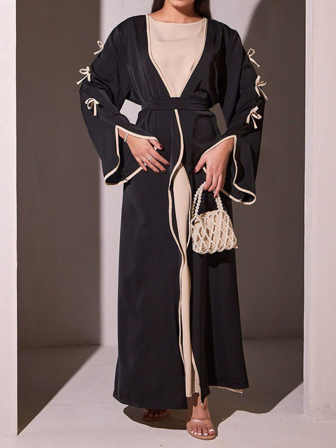 Maxi dress for women with elegant knot details and a flowy cut Lune London