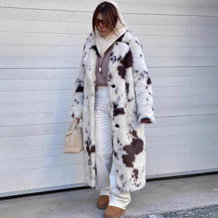 Long coat for women with a trendy polka dot design Lune London