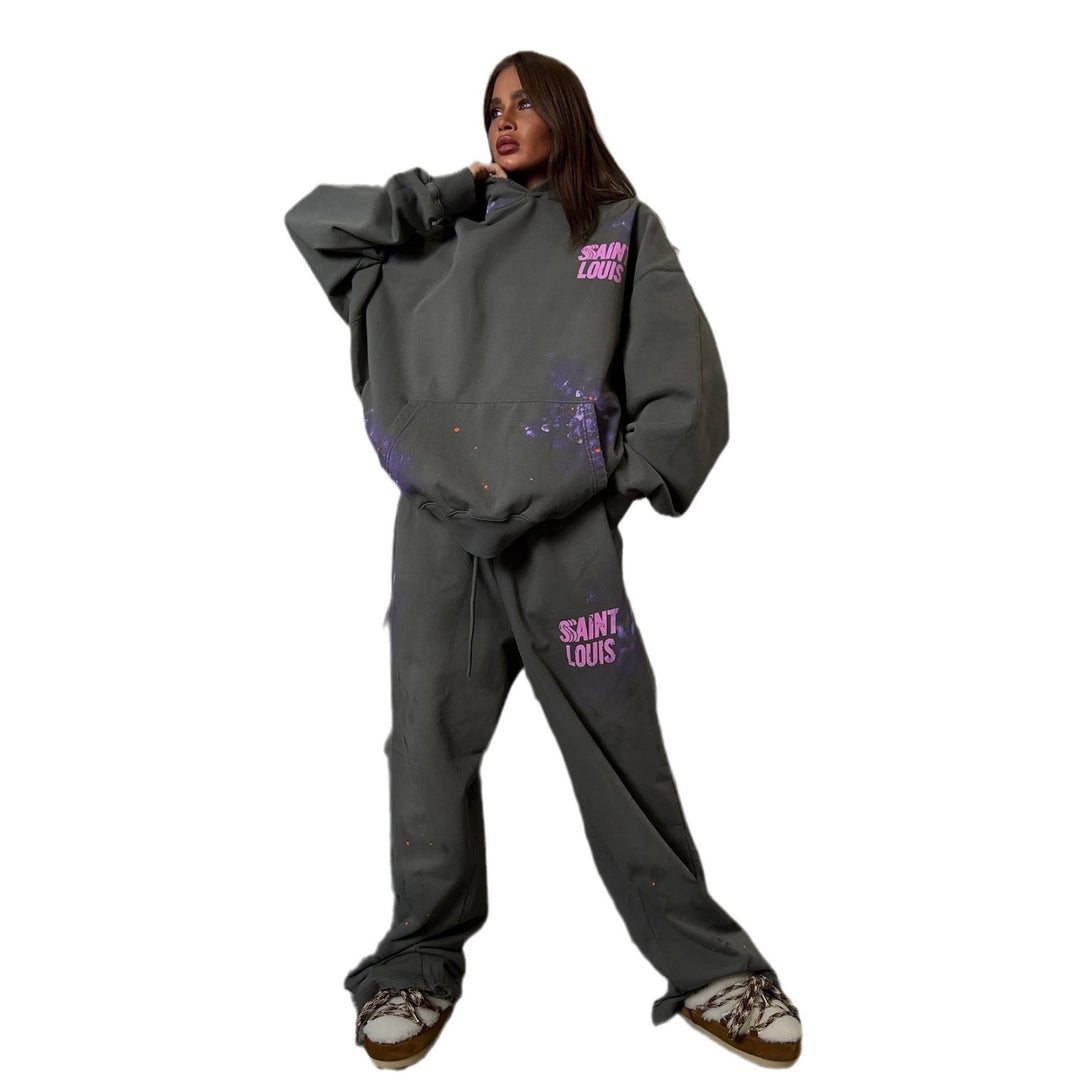 Casual set for women, oversized, with a loose hoodie and comfortable jogging pants Lune London