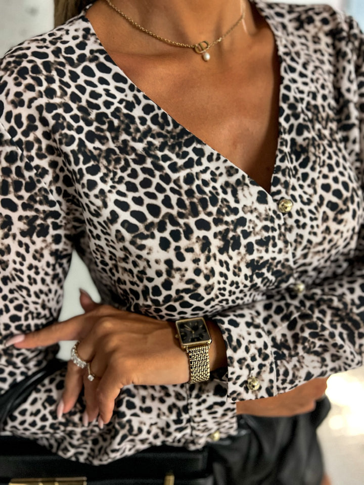 Women Button-up Leopard Print Blouse Lune London