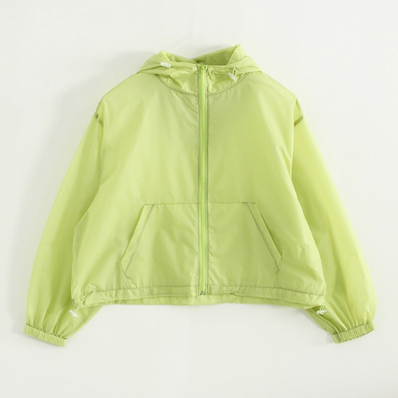 Veste fonctionnelle légère pour femmes avec capuche Chic & Stil