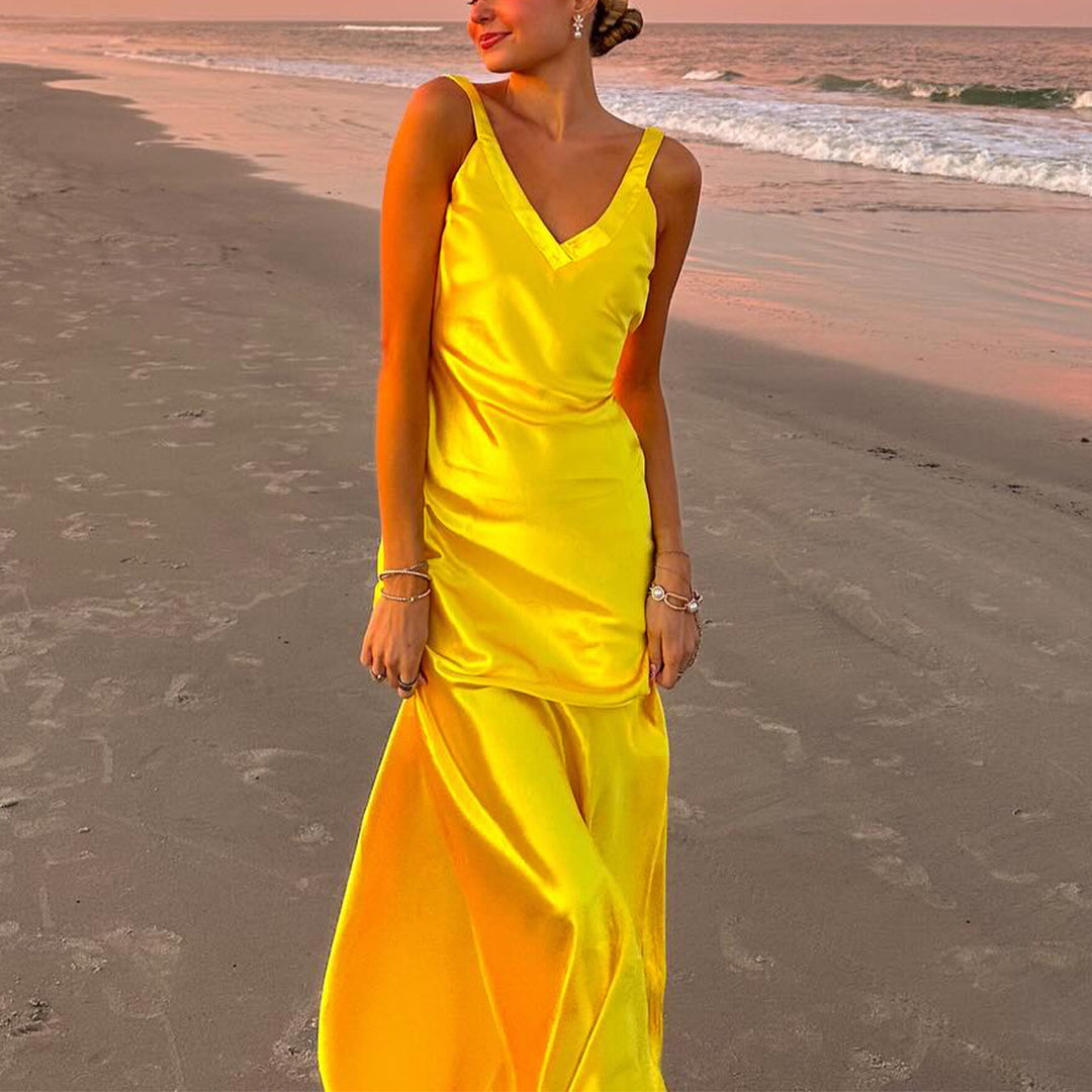 Women's Summer Maxi Dress with Elegant V-Neck and Flowing Silhouette Lune London