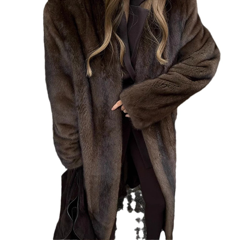 Ladies elegant and fluffy long faux fur coat Lune London