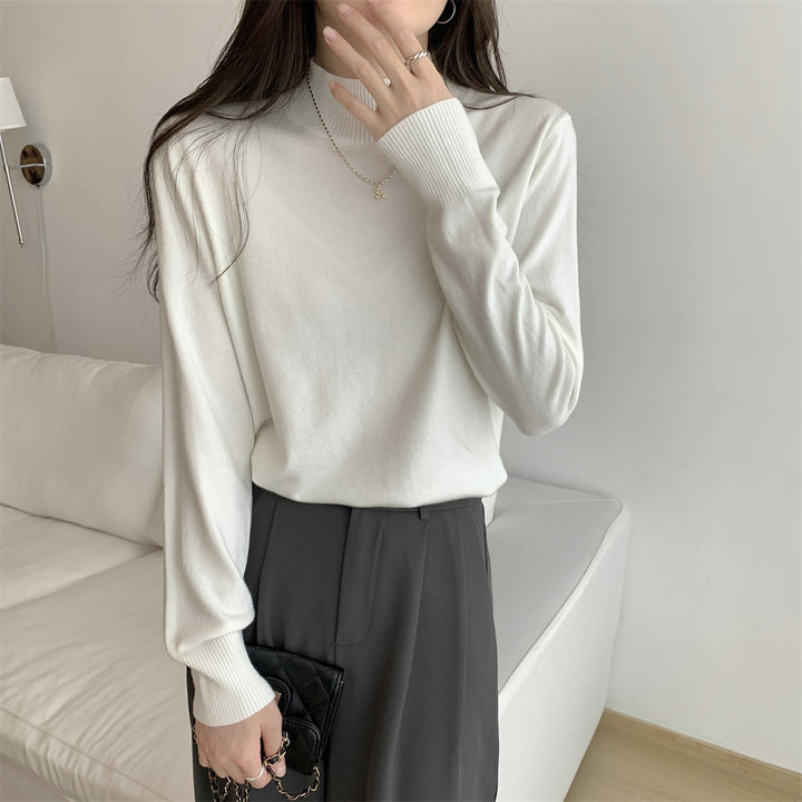 Pull fin en tricot pour femme avec un col montant moderne et une coupe décontractée Chic & Stil