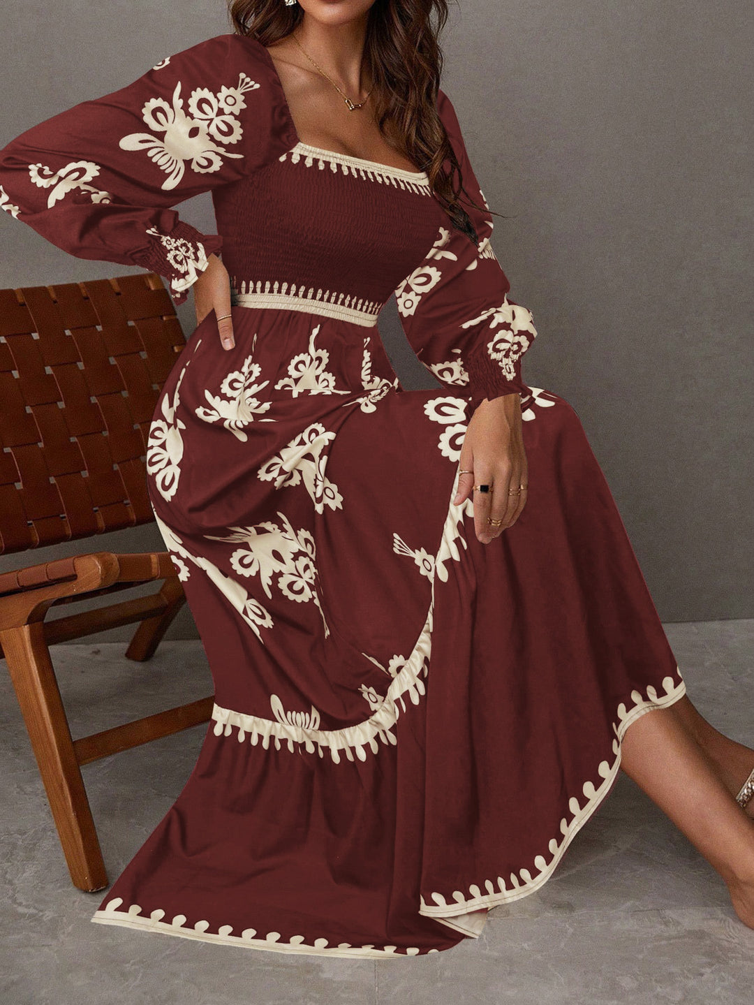 Women Elegant Maxi Dress with Puff Sleeve Cut and Floral Details Lune London