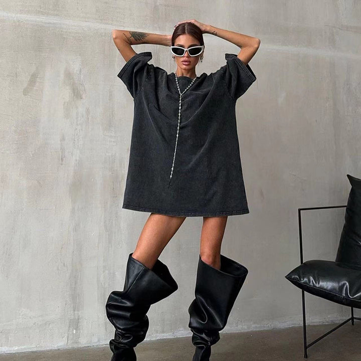 Oversized T-shirt for women with striking inscription Lune London