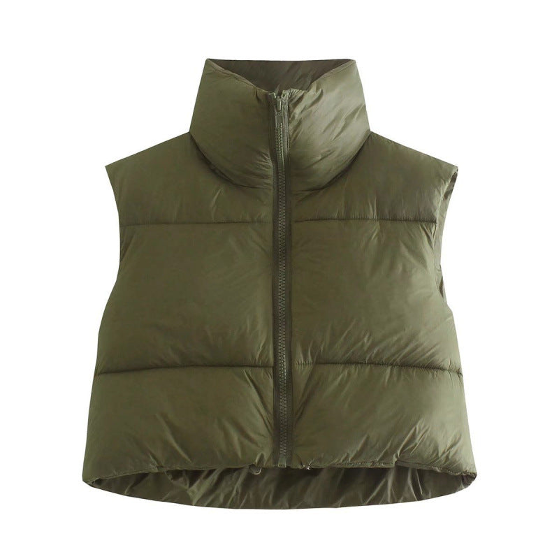 Quilted vest for women with high collar and practical pockets Lune London