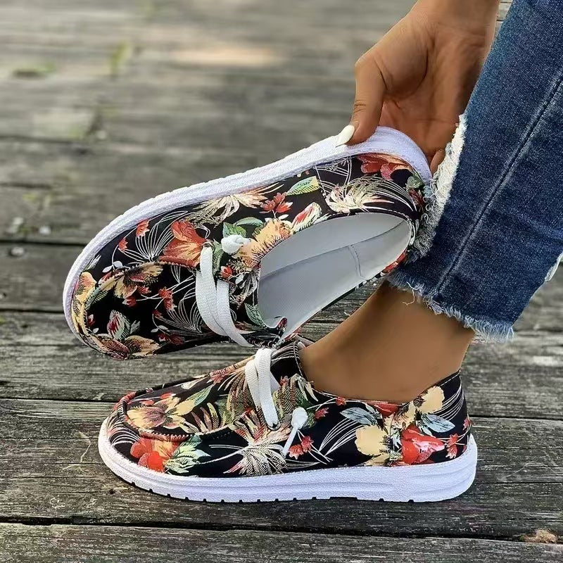 Leisure sneakers for women Designer with floral pattern and comfortable sole Lune London