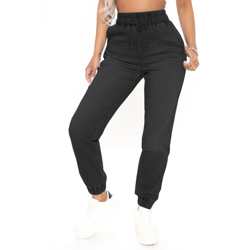 Comfortable women's denim pants with elastic waistband Lune London