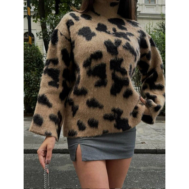 Oversized sweater for women with chic and stylish leopard print