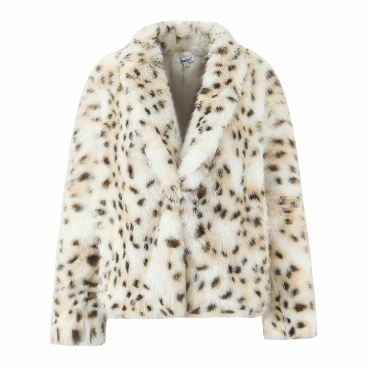 Women's faux fur jacket with an elegant leopard pattern Lune London