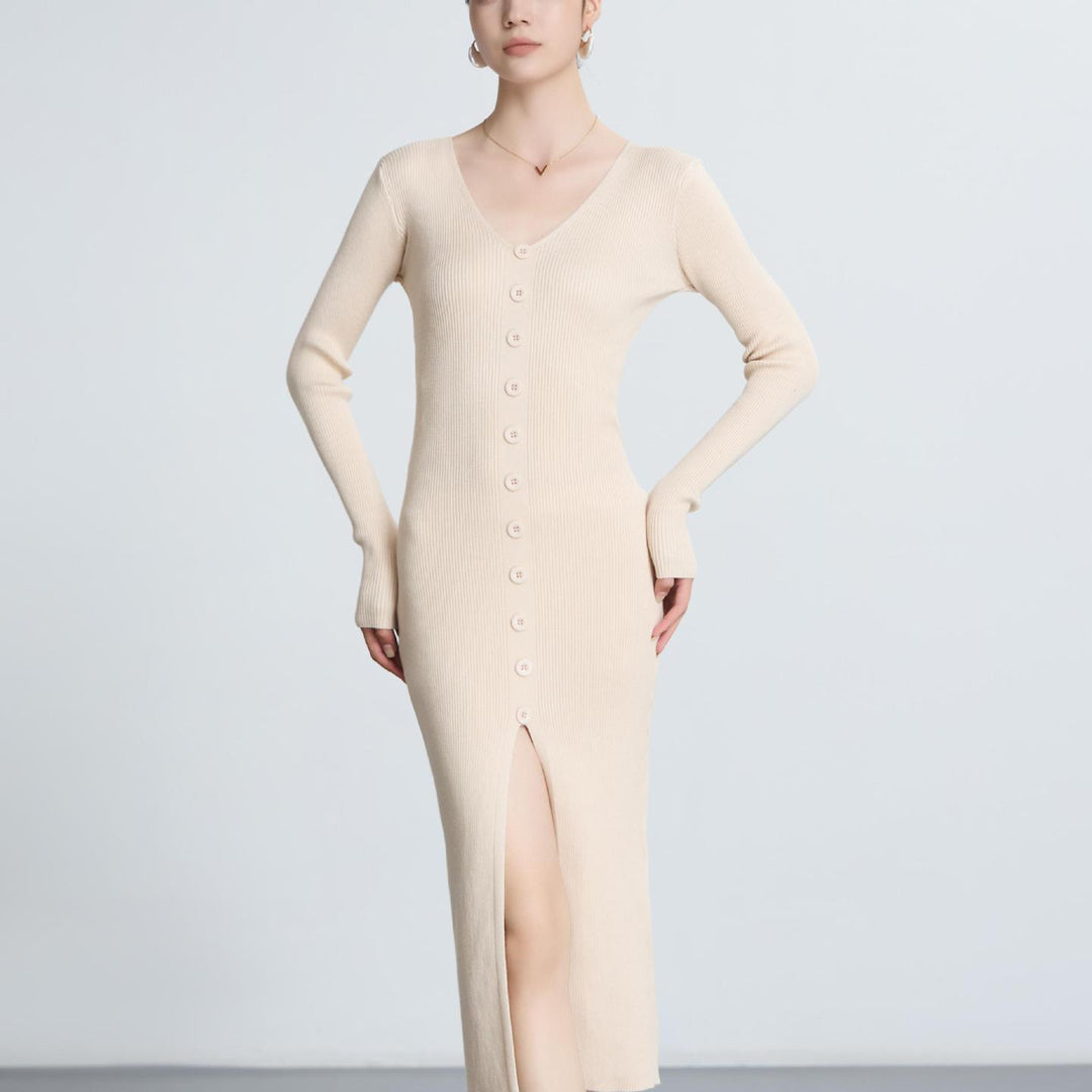 Robe en maille pour femme avec décolleté en V et boutonnage continu Chic & Stil