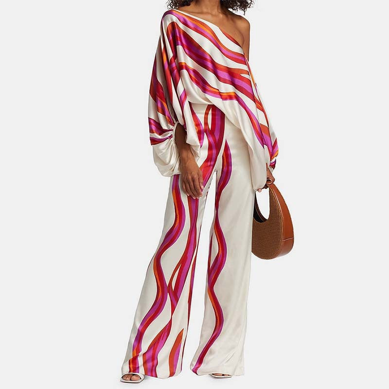 Ladies Elegant Jumpsuit with floral design and wide leg Lune London
