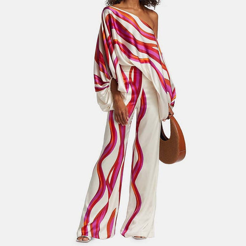 Ladies Elegant Jumpsuit with floral design and wide leg Lune London