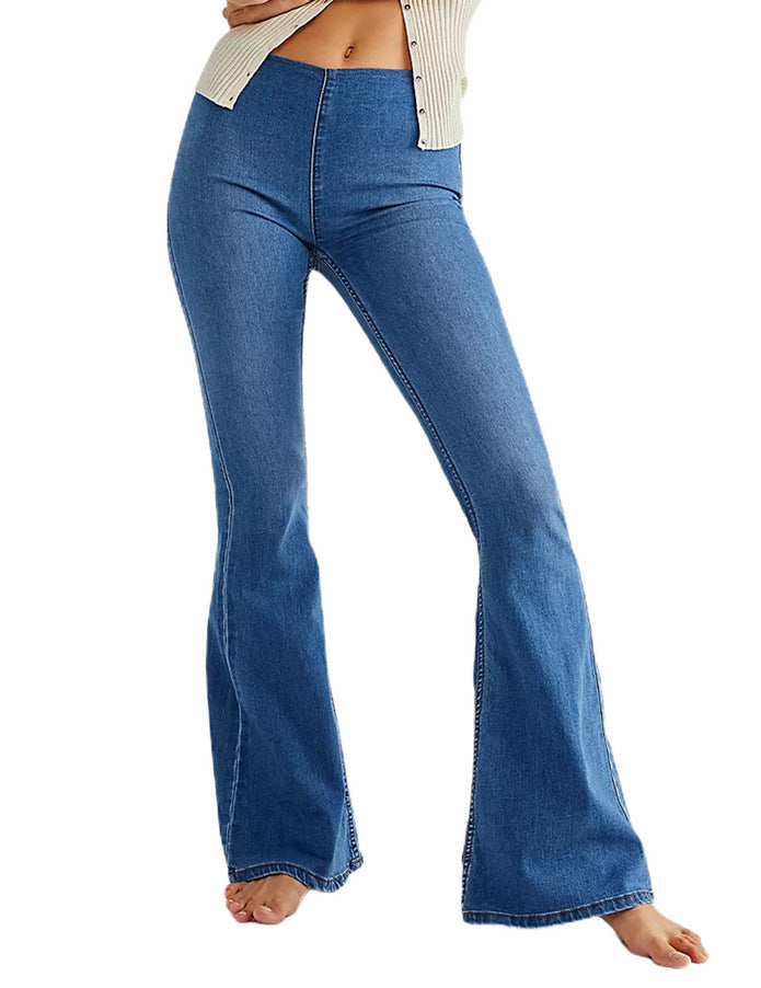 Women Flared Jeans in a casual cut with a high waistband and figure-flattering silhouette Lune London