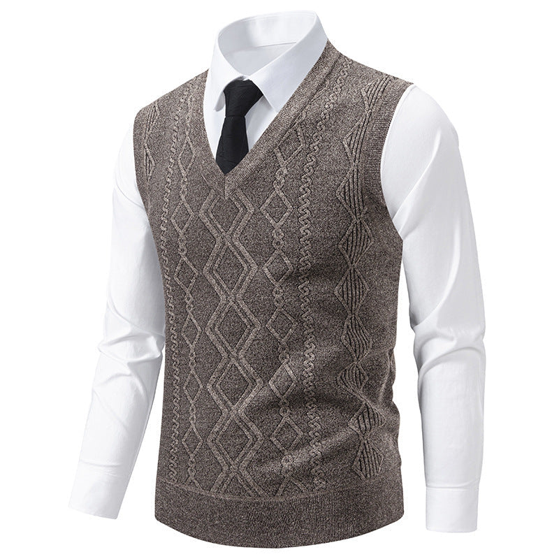 Men's Knit Sweater with V-Neck and Textured Cable Pattern Lune London