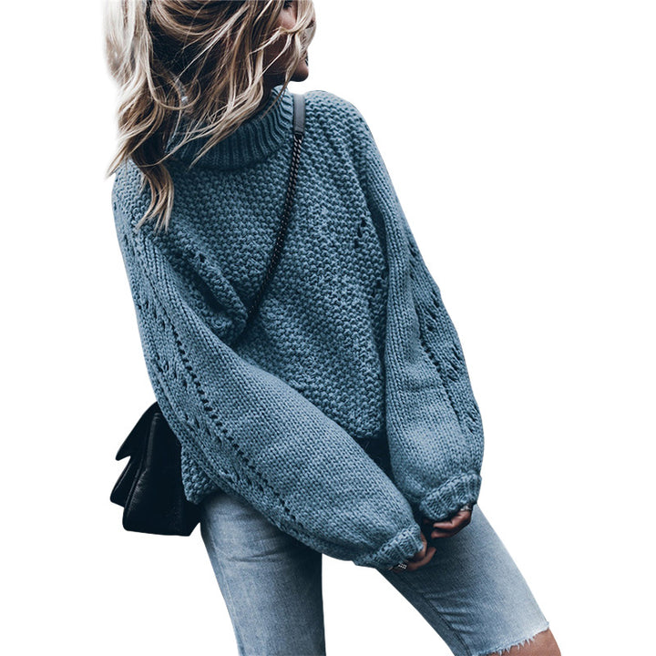 Chunky knit sweater for women with a loose fit and trendy turtleneck Lune London