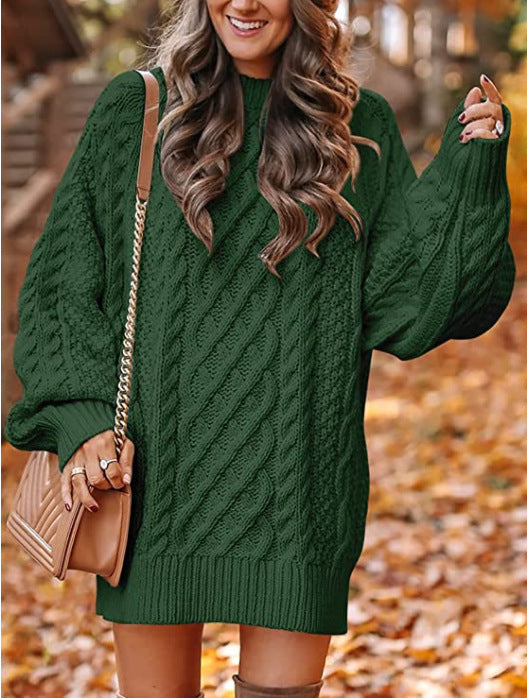 Chunky knit sweater for women with dropped shoulders and elegant cable knit pattern Lune Londonl