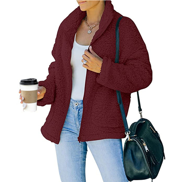 Women cozy fleece jacket with oversized cut and deep collar Lune London