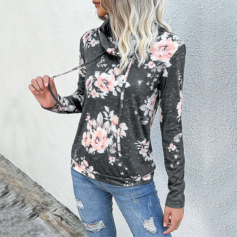 Casual women's sweater with floral pattern and high collar Lune London