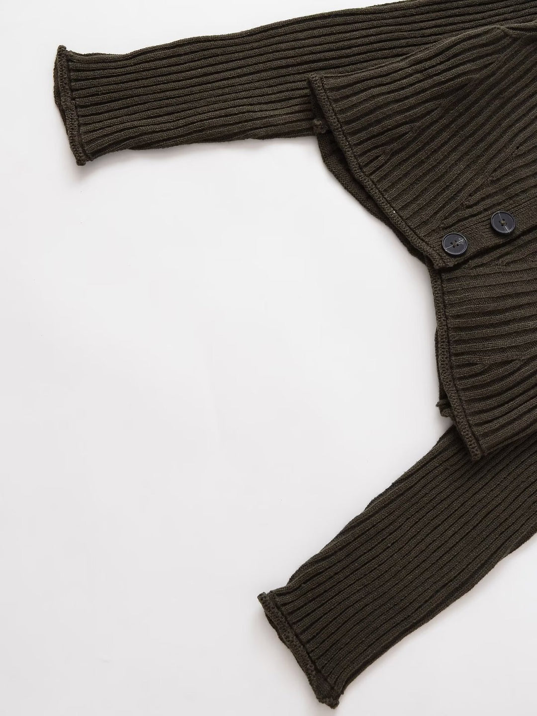 Cropped knitted jacket for women with large collar and button closure Lune London