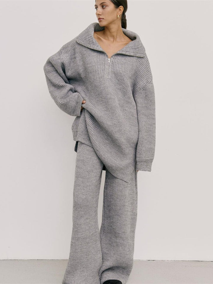Knitted set for women with high collar and modern zipper Lune London