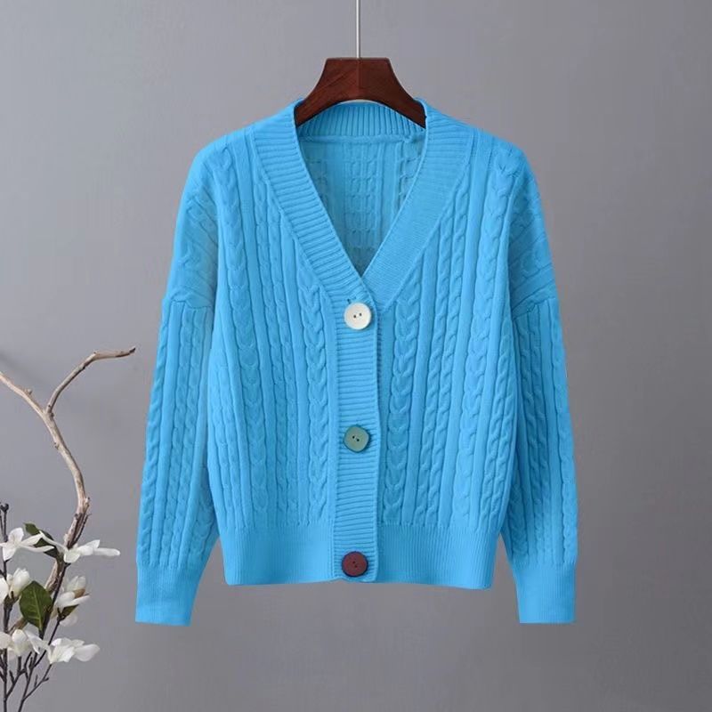 Cardigan en tricot épais pour femme avec col en V et boutons décoratifs Chic & Stil