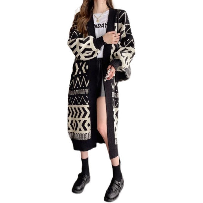 Knitted cardigan for women with geometric pattern and button design Lune London