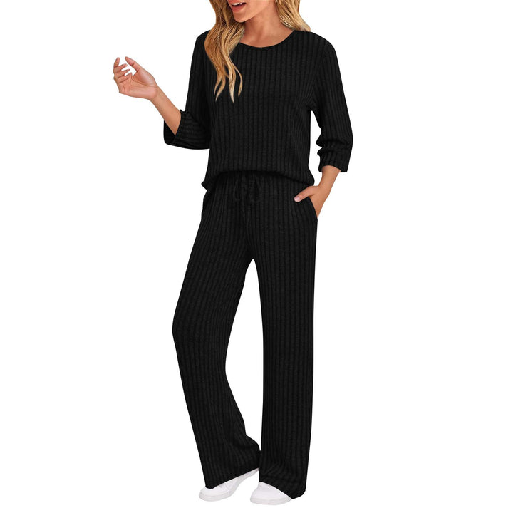 Ladies Comfortable leisure outfit with a striped structure Lune London