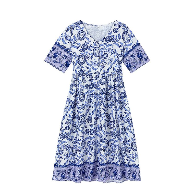 Chic and stylish floral patterned midi dress for women