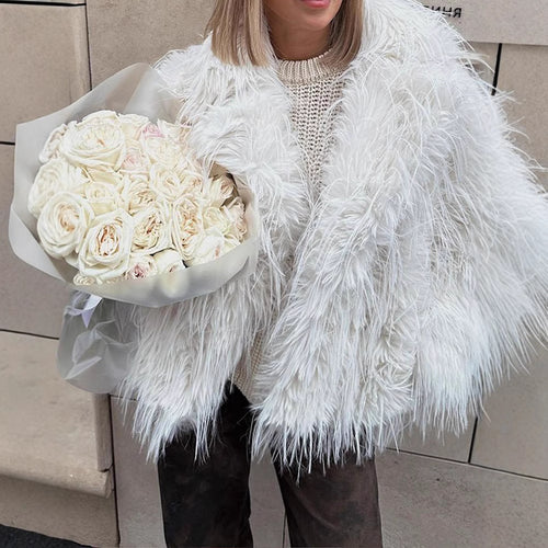 Faux fur jacket for women with an extravagant and fringed design Lune London