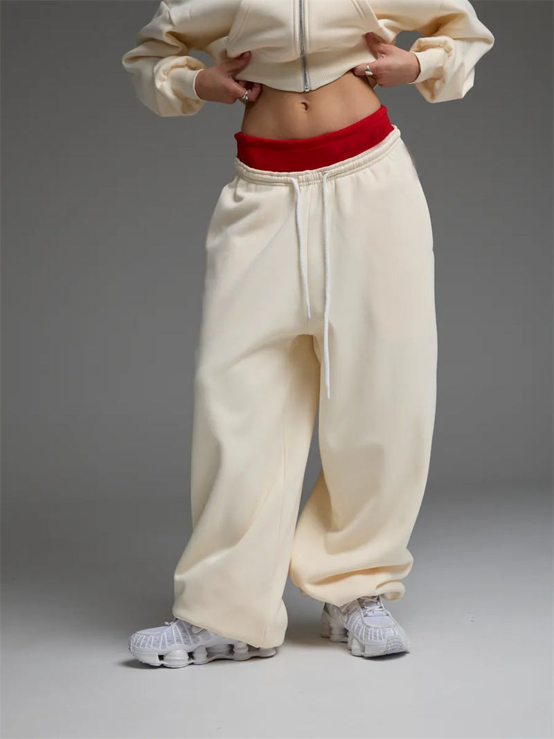 Casual pants for women with a loose fit and elastic waistband Lune London