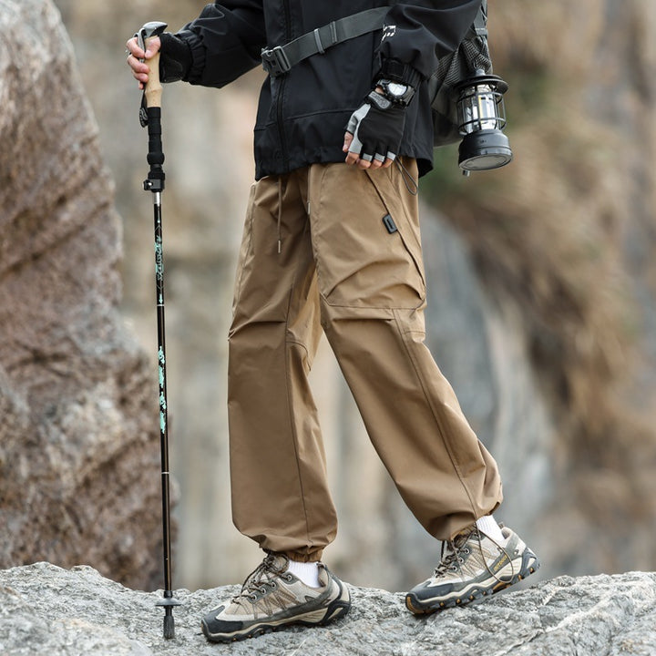Outdoor Cargo Pants for men with adjustable waist and practical side pockets Lune London