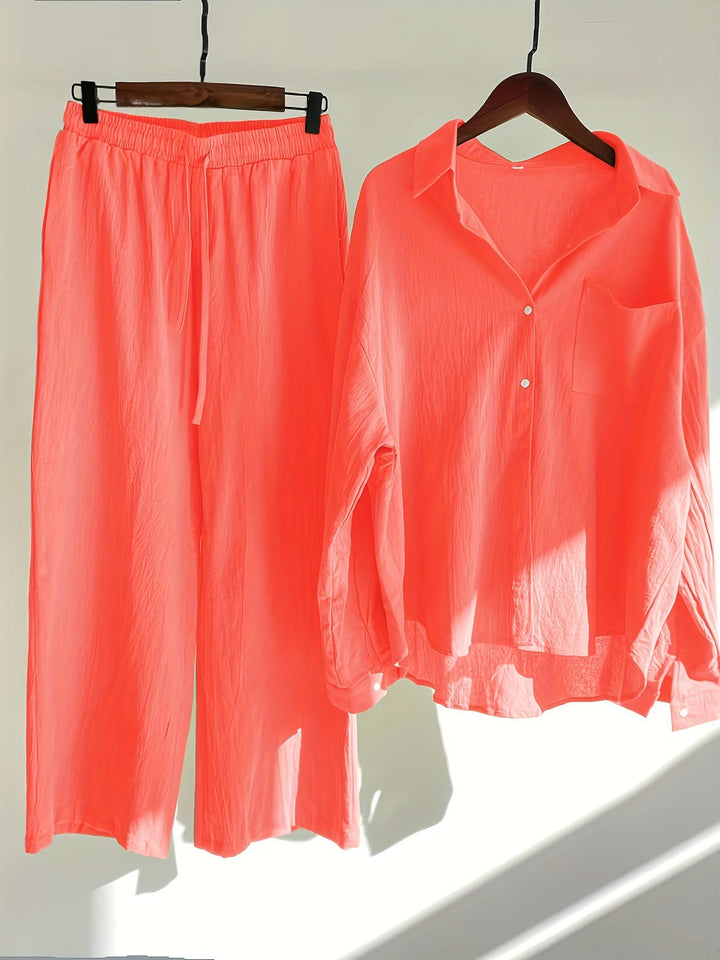 Two-piece casual set for women consisting of a loose top and comfortable pants Lune London