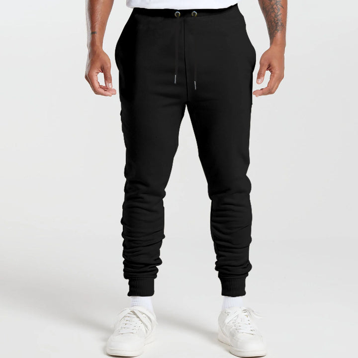 Comfortable jogging pants for men with elastic waist and side pockets Lune London