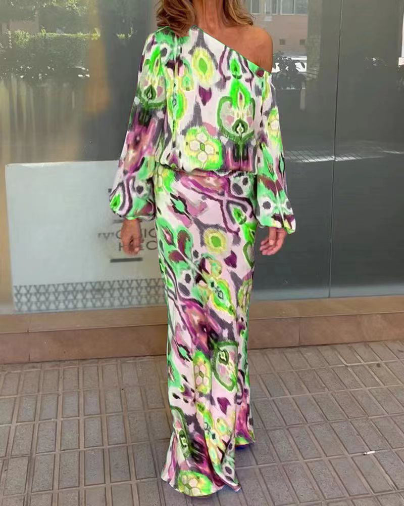Robe maxi élégante pour femmes à coupe asymétrique avec manches lisses Chic & Stil
