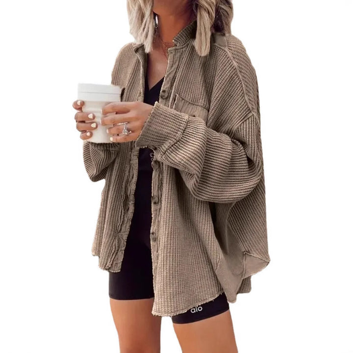 Casual cotton jacket for women with a buttoned front and practical pockets Lune London