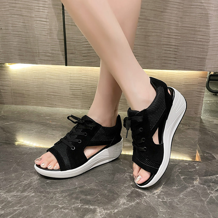 Women's athletic sandals with breathable mesh upper and flexible wedge sole Lune London