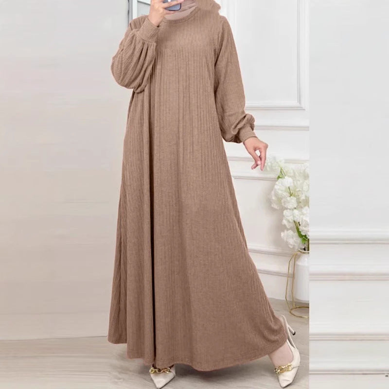 Maxi dress for women with an elegant ribbed pattern and a relaxed fit Lune London